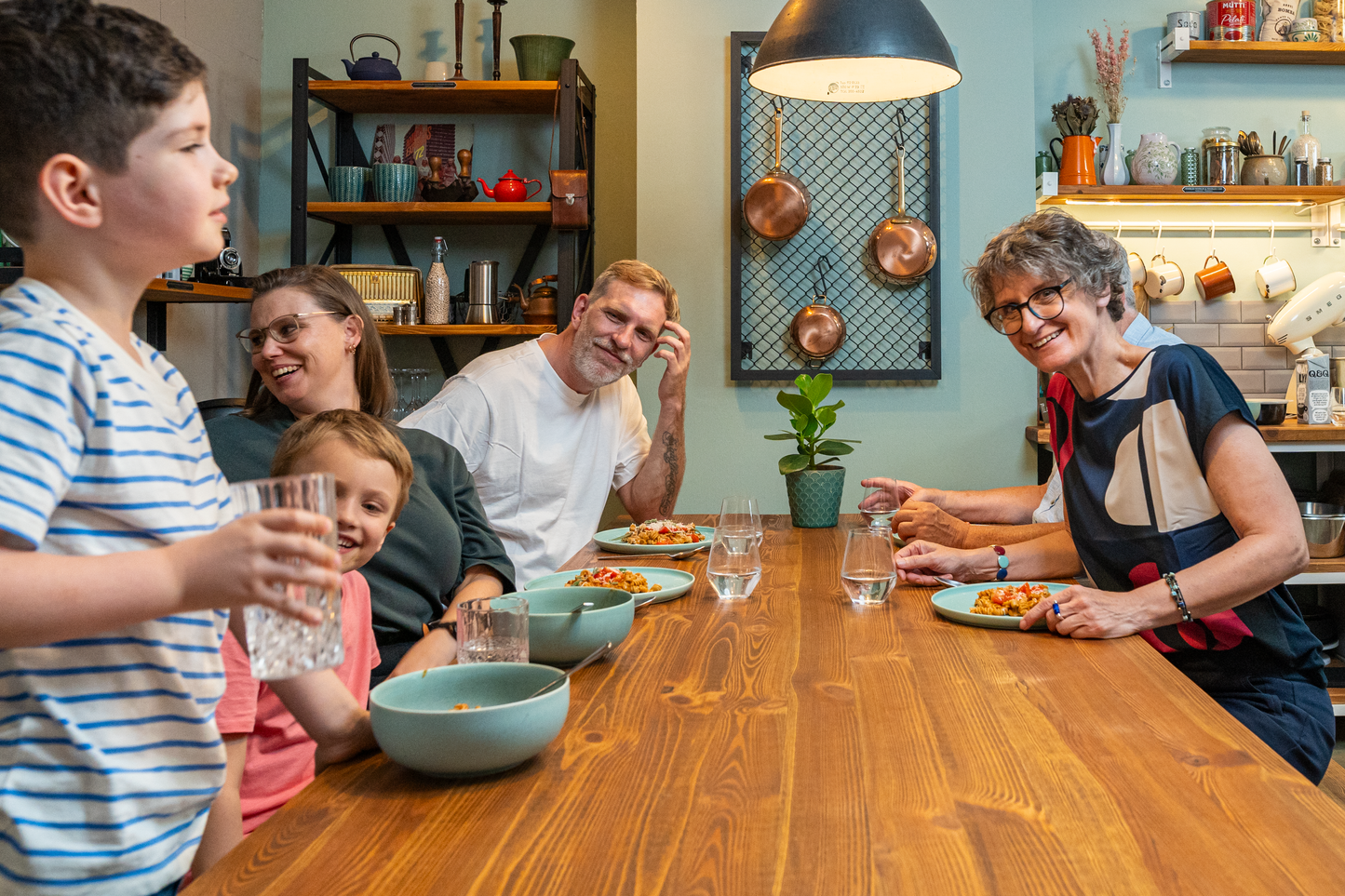 Gemeinsames Familienessens - ein wichtiger Faktor für die Gesundheit und das Wohlbefinden von Kindern